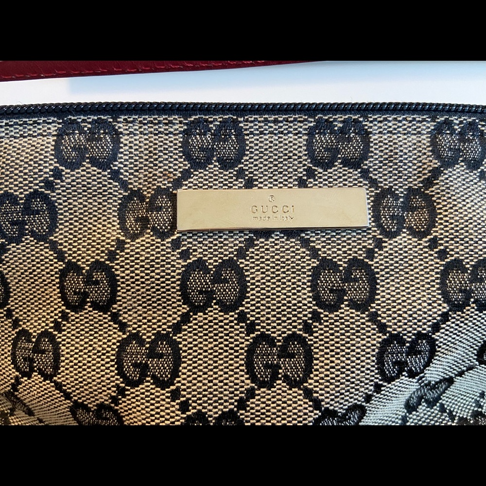 Gucci • Pouch • Purse - Picture 6 of 11